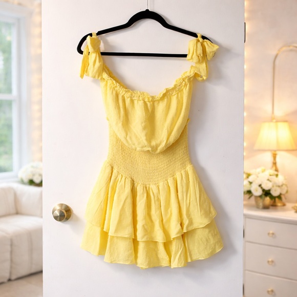 Forever 21 Pants - ✨ Forever 21 Swiss Dot Flowy Spring Summer Romper Size L